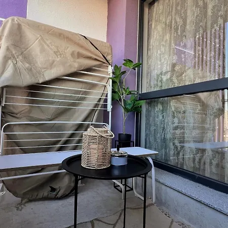 1 Bedroom - Parking Spot, Fast Wi-fi And Coffee-tea Corner 普罗夫迪夫
